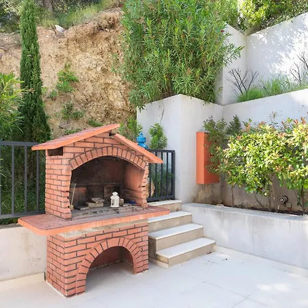 Jolara With Heated Pool ميميتسا