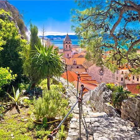 Jolara With Heated Pool